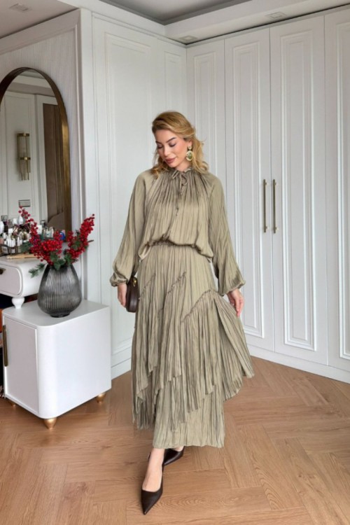 Zeynep  Etekli Takım  Haki